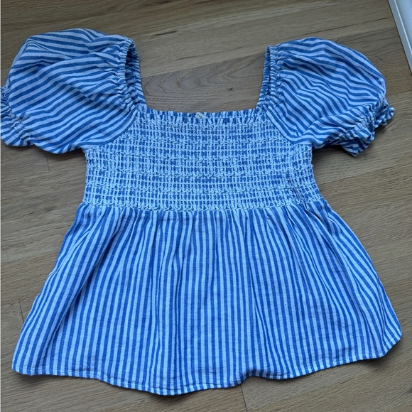 American Eagle Ruffle Sleeve Top - Picture 1 of 3